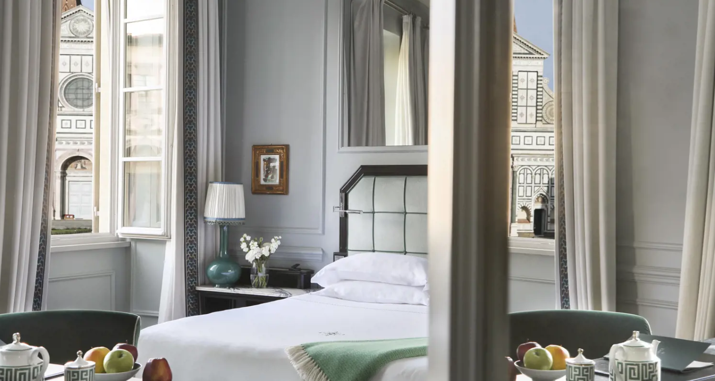 hotel-the-place-florence-bedroom-design-luigi-fragola (1)